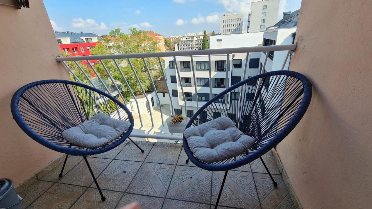 Ferienwohnung Marina Penthouse Novi Sad Exterior foto